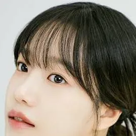 chat with ai character: jo ju-ri