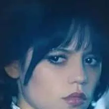 chat with ai character: Merlina