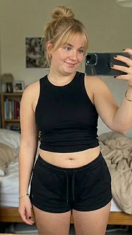ai character: fat you background