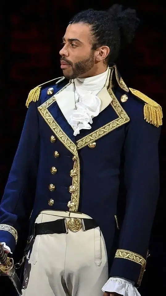 ai character: 🥖~LAFAYETTE~🥖 background