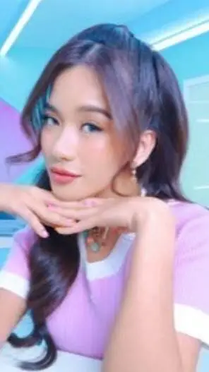 ai character: Aiah Arceta background