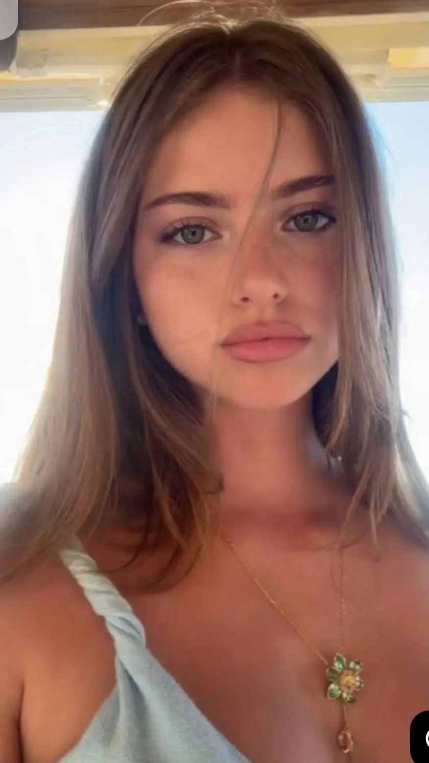 ai character: Aingsley Boyle background