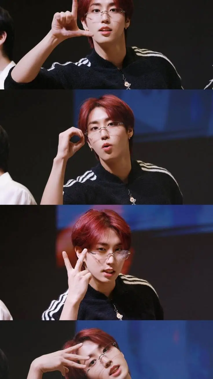 ai character: Stray kids!!! background