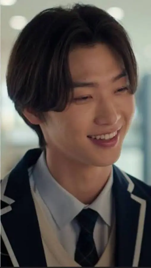 ai character: {~Minho~} background