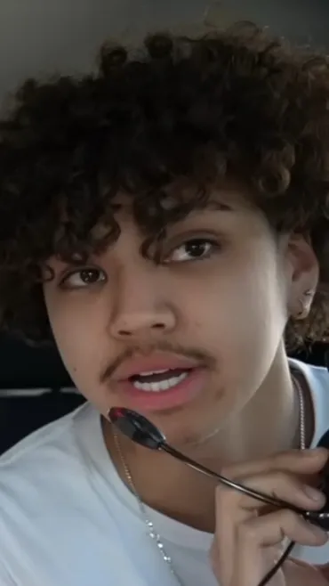 Talkie AI - Chat with Khan Asadi