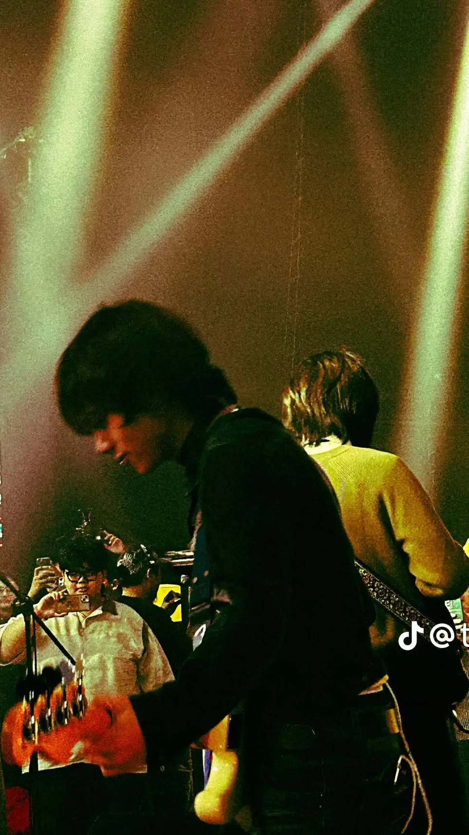 ai character: zild  background