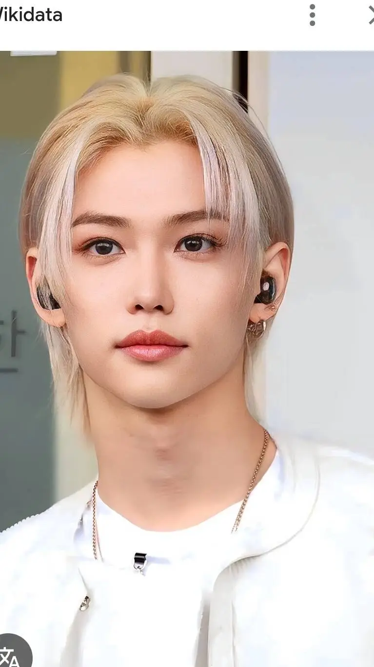 ai character: felix bf background