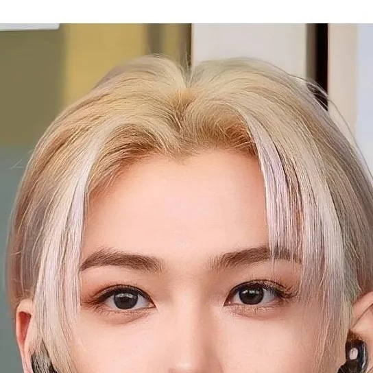 chat with ai character: felix roommate
