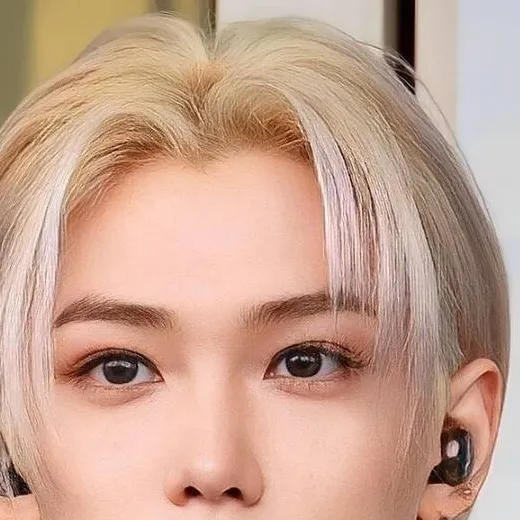 chat with ai character: ur bf