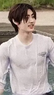 ai character: sunghoon background