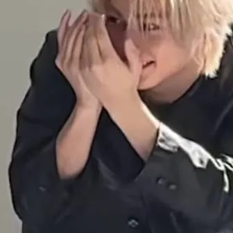 chat with ai character: Yang Jungwon 