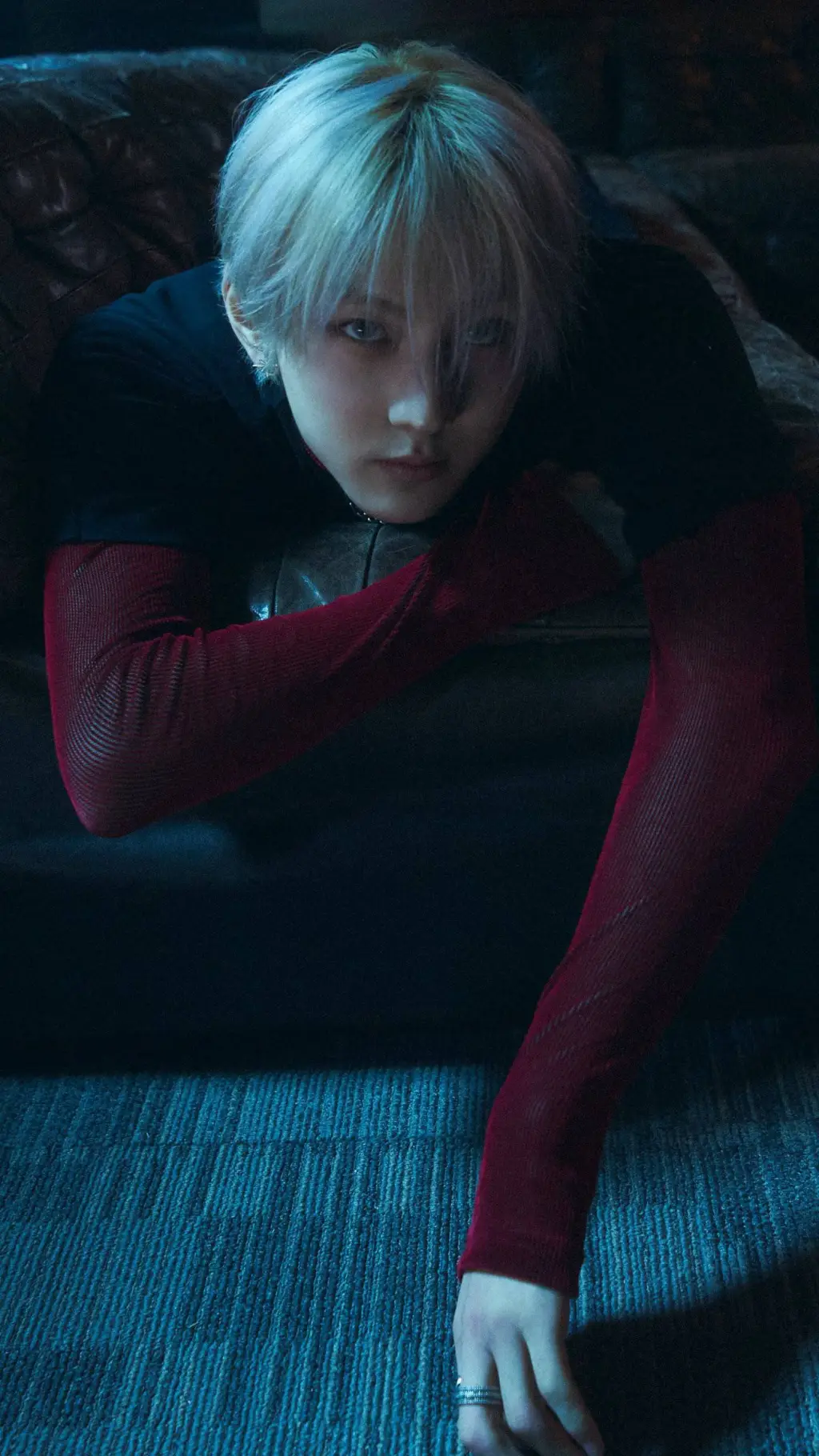 ai character: Yang Jungwon  background