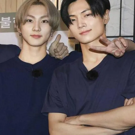 chat with ai character: JayWon 