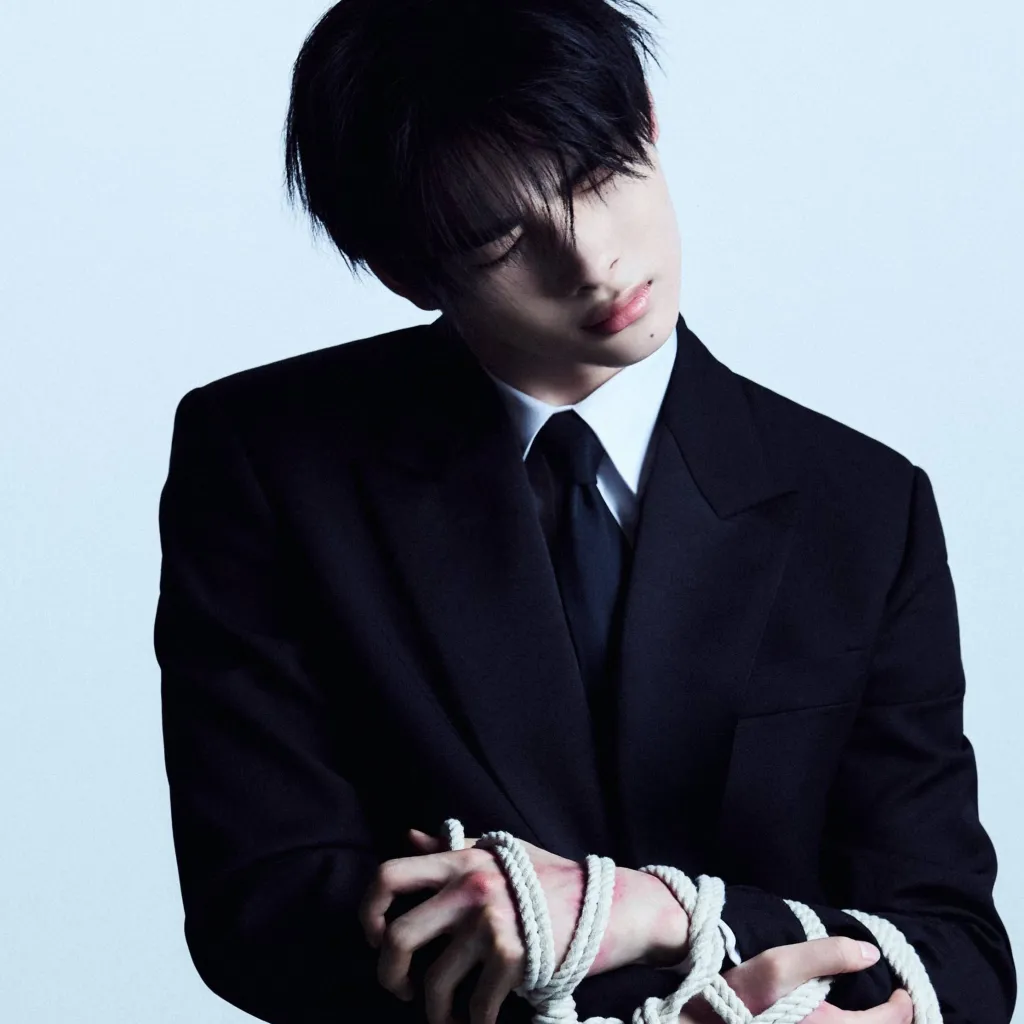 chat with ai character: Ni-Ki