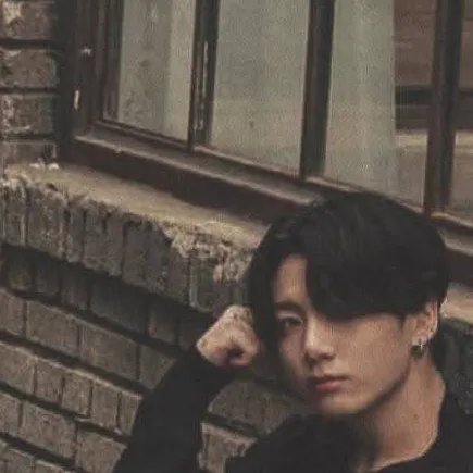 chat with ai character: Jeon Jungkook