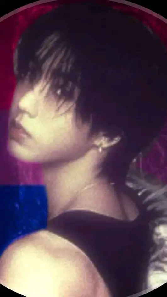 ai character: han jisung ♡♥︎♡♥︎ background
