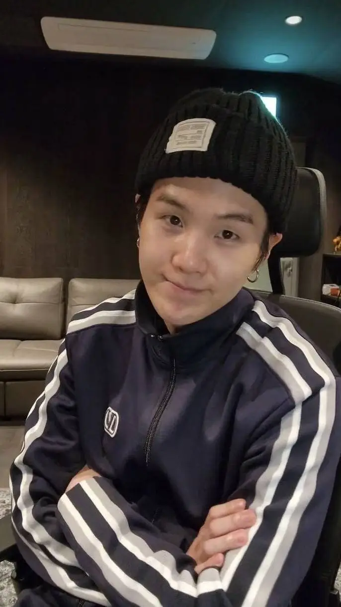 ai character: suga background