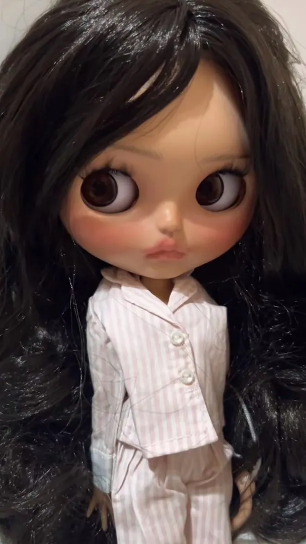 ai character: (Niyah me) background