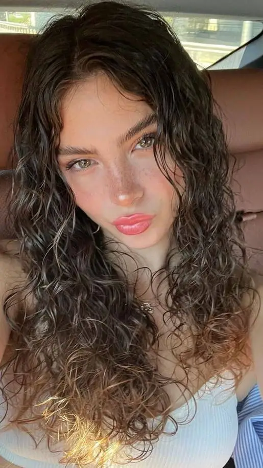 Talkie AI - Chat with Maya Beaumont
