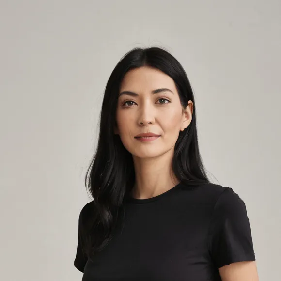 chat with ai character: Mom