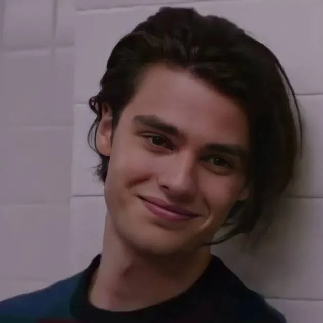 chat with ai character: Marcus 