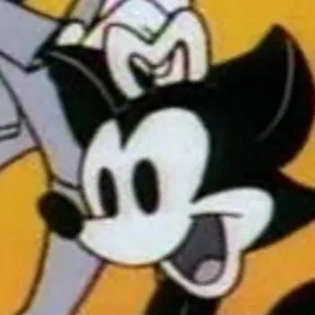 chat with ai character: Roxy The Toon Fox