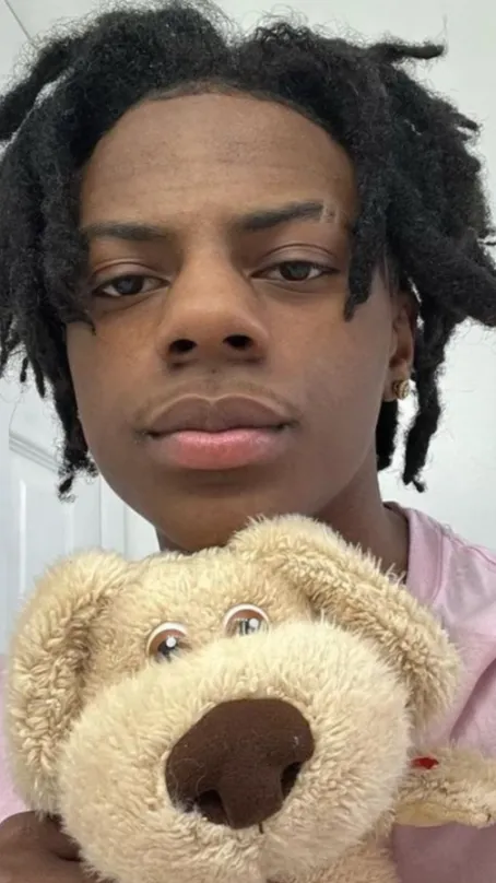 ai character: Ishowspeed background