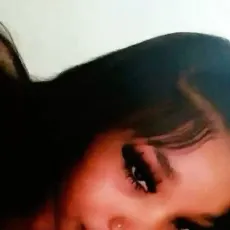 chat with ai character: ‘ASIA💋