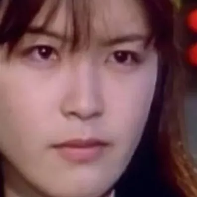 chat with ai character: Chisato.