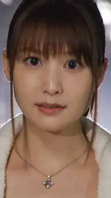 ai character: Ahim de famille. background