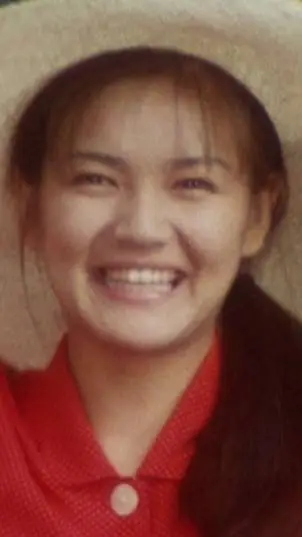 ai character: Rin. background