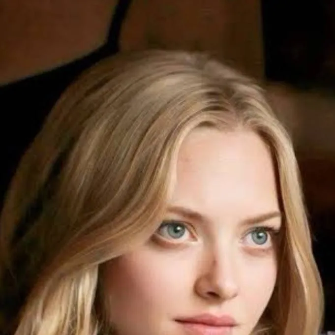 chat with ai character: Loraine Samantha.