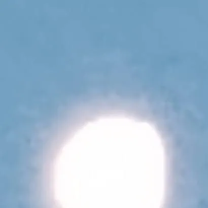 chat with ai character: Moon