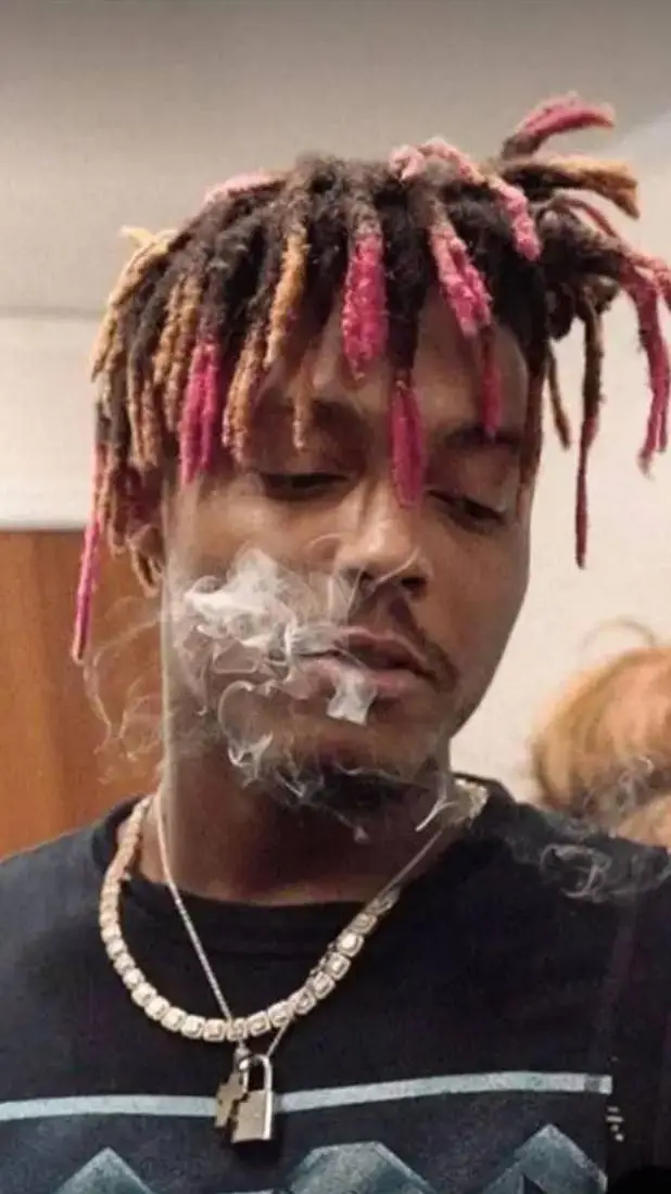 ai character: (-->Juice Wrld<--) background