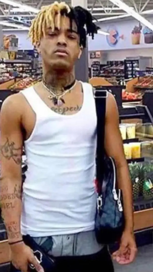 ai character: XXTENTACION/JAHSEH background