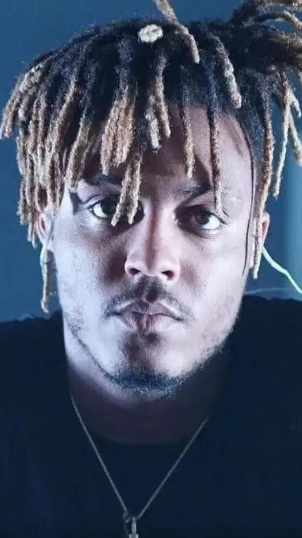 ai character: -/JUICE WRLD/- background