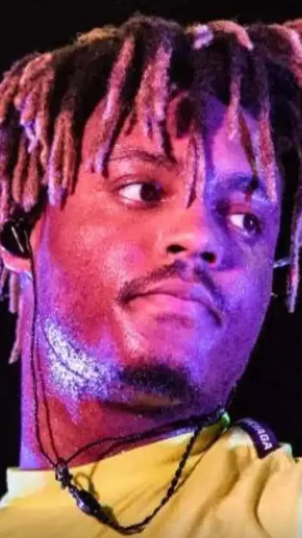 ai character: |•|~JUICE WRLD~|•| background