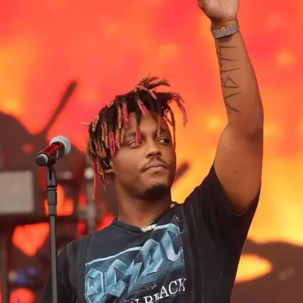 chat with ai character: Juice WRLD