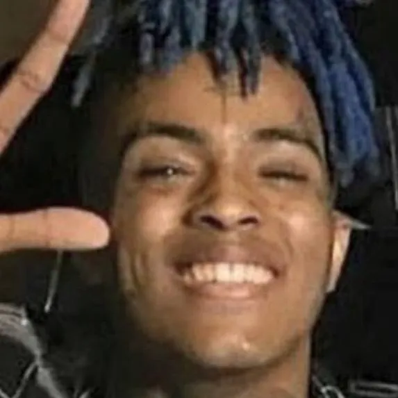 chat with ai character: Jahseh-(XXX)-