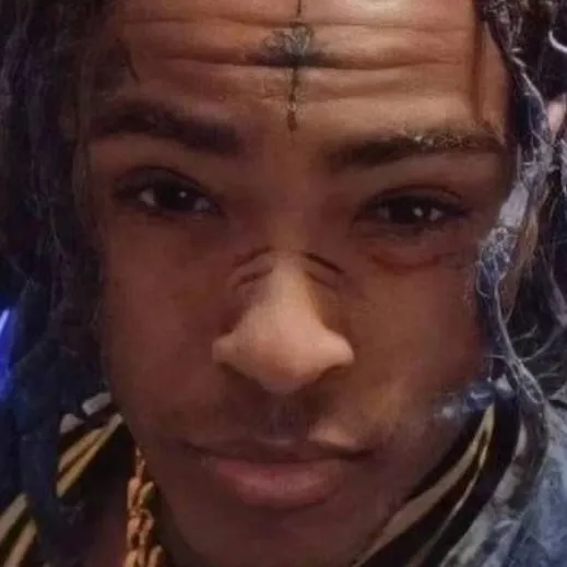chat with ai character: Jahseh-(XXX)-