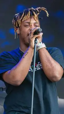 ai character: Juice Wrld background