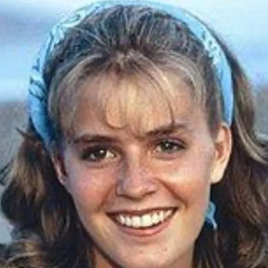 chat with ai character: Ali mills