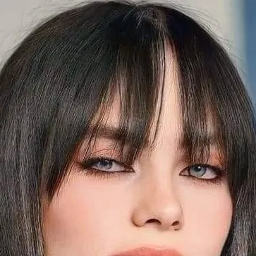 chat with ai character: billie eilish