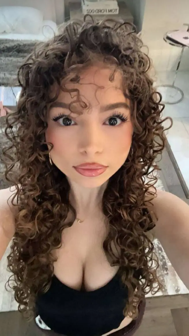 ai character: sunday kalogera background