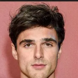 chat with ai character: Jacob Elordi 