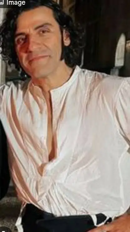 ai character: Oscar Isaac  background