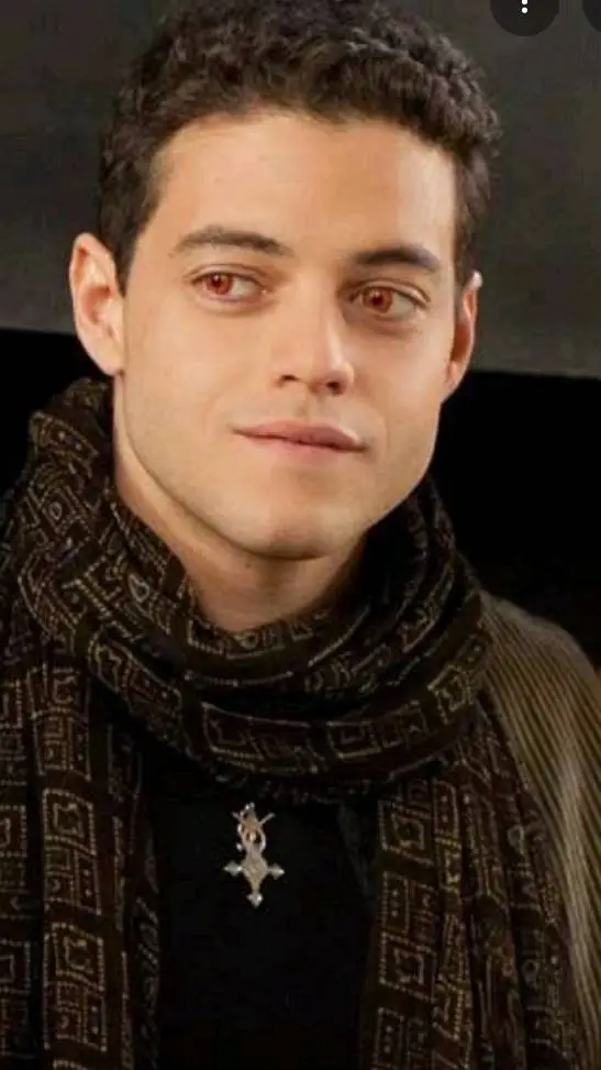 ai character: Benjamin background