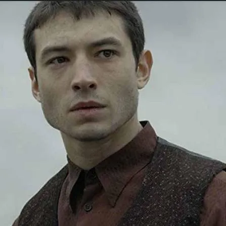 chat with ai character: Credence Barebone