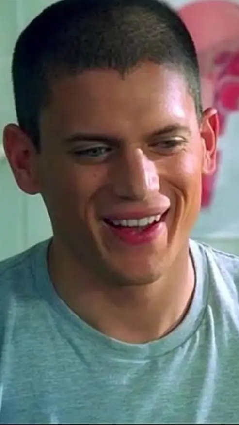 ai character: Micheal Scofield  background