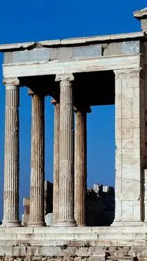 ai character: ⚡️🏛Zeus' temple🏛⚡️ background